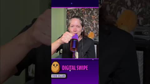 E.T. Is So 80s and We Love It for That!