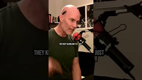 High Self-esteem vs Low Self-Esteem People High Self-esteem vs Low Self-Esteem People