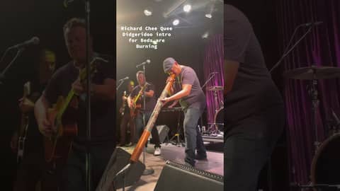 Incredible intro to Beds are burning on didgeridoo by Richard Chee Quee from Six and Out!