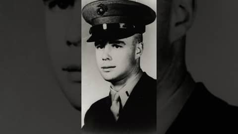 US Marine Corps 2ndLt John Bobo: Medal of Honor Recipient Vietnam War US Marine Corps 2ndLt John Bobo: Medal of Honor Recipient Vietnam War