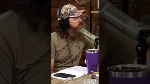 Jase Robertson: Reading the Bible Isn't Always 'Fun' Jase Robertson: Reading the Bible Isn't Always 'Fun'