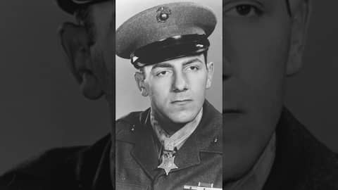 US Marine Corps PVT Hector Cafferata Jr.: Korean War Medal of Honor Recipient US Marine Corps PVT Hector Cafferata Jr.: Korean War Medal of Honor Recipient