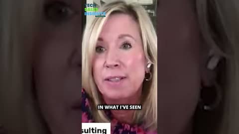 E161 - Generative AI and its Impact on the Customer Experience featuring Jennifer Quinlan