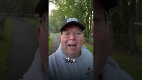 Living paycheck to paycheck? #financiallyconfidentchristian #paychecktopaycheck #faithandfinances