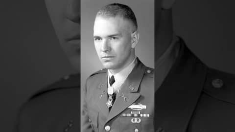 US Army COL Walter Marm: Medal of Honor Recipient Vietnam War US Army COL Walter Marm: Medal of Honor Recipient Vietnam War
