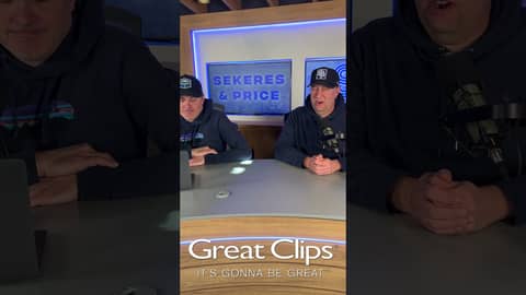 Should the #Canucks experiment with 11 forwards & 7 defencemen? Should the #Canucks experiment with 11 forwards & 7 defencemen?