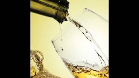 Episode 65-White Blends, Uncrushable Movie, Expensive Wine