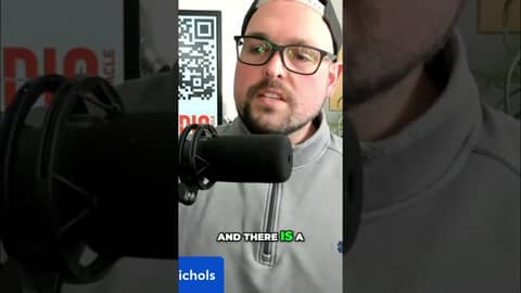 Gamer's Reality vs. Online World: AI's Growing Influence #shorts