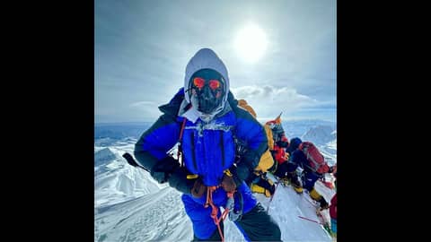The Musical Innertube - Volume 2, Number 104 - Julie McKelvey tops Everest!