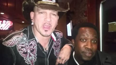 Anthony K  Hot new country