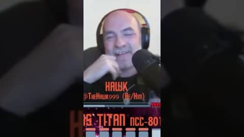 Giraffe Wants Transporters! (Strange New Short) Giraffe Wants Transporters! (Strange New Short)