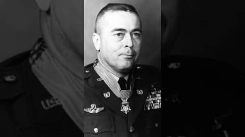 US Army CW4 Michael Novosel: Medal of Honor Recipient Vietnam War