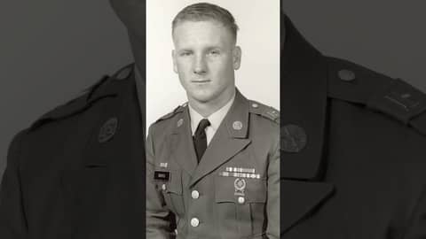 US Army SFC Sammy Davis: Medal of Honor Recipient Vietnam War