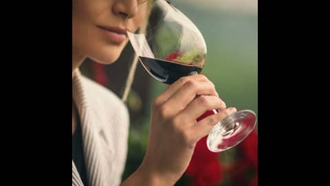 Episode 156-Sommelier Scandals,  Small Format Bottles