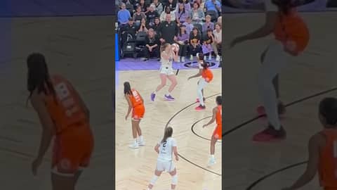 Bree Hall’s first WNBA bucket #goldenstatevalkyries Bree Hall’s first WNBA bucket #goldenstatevalkyries