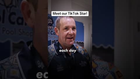 Does Jim's allow franchisees to use social media?