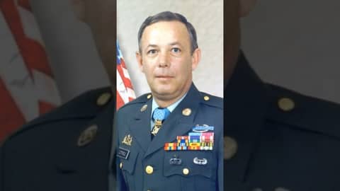US Army CSM Gary Littrell: Medal of Honor Recipient Vietnam War US Army CSM Gary Littrell: Medal of Honor Recipient Vietnam War