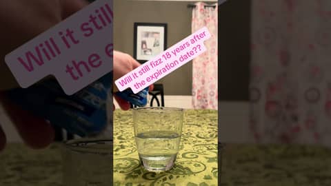 #9thgradeexperience experiment to see if 18 years old #alkaseltzer still fizzes? @AlkaSeltzerDH