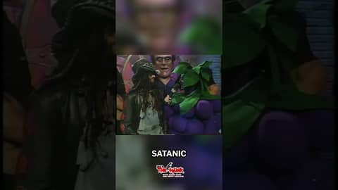 ROB ZOMBIE INTERVIEWED BY AN AWKWARD PILE OF GRAPES!