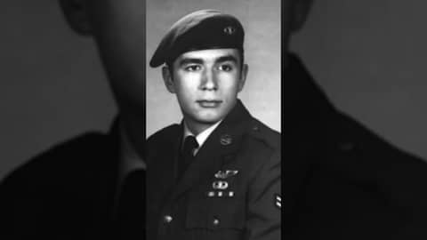 US Air Force A1C Charles King: Air Force Cross Recipient during the Vietnam War US Air Force A1C Charles King: Air Force Cross Recipient during the Vietnam War
