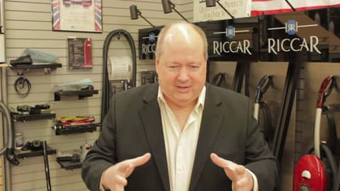 Best Salesperson May Be a Waiter.  Sales Training Tip About Positioning