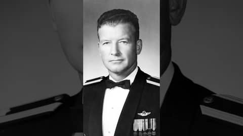 USAF Col William Jones III: Vietnam War Medal of Honor Recipient #shorts #history #military USAF Col William Jones III: Vietnam War Medal of Honor Recipient #shorts #history #military