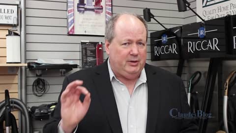 Cold Calling Techniques That Really Work by Steven Schiffman. Classic On Cold Calling Techniques.