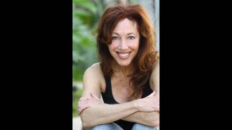 Season 2: Client 28 - Don't Dress Your Pets Or Pet Your Dress w/career actress Lisa London