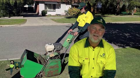 Simon from Jim's Mowing Carlisle profile | 131 546 |