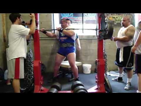 Team Super Training: Some Squats 6-20-09