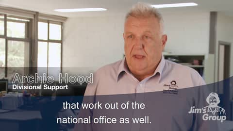 What support do divisional franchisors recieve from the naitonal support team?