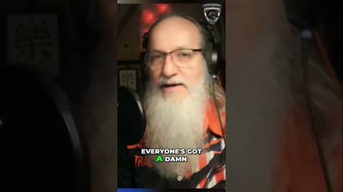 The Messy Truth Behind Perfect Posts #shorts #behindthescenes #realness