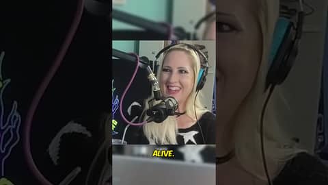 Raccoon for Thanksgiving? #funny #thanksgiving #raccoon