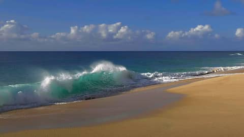 Intensely Relaxing Music for Sleep featuring Tibetan Singing Bowls & Ocean Sounds