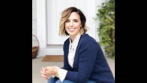 Virtual Couch Podcast Ep77 - Nikki Harmon LMFT on Finding Joy in "The Hard."