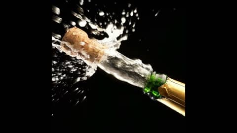 Episode 279-Talking All Things Bubbly For New Years Episode 279-Talking All Things Bubbly For New Years