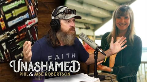 Jase Throws a Party for Missy, and Phil Shows Up on Purpose | Ep 267
