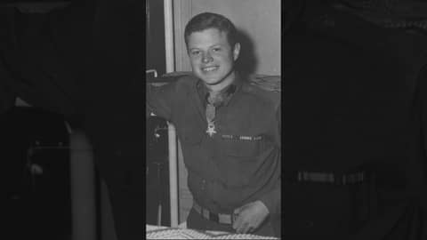 US Army 1LT David Waybur: World War II Medal of Honor Recipient US Army 1LT David Waybur: World War II Medal of Honor Recipient