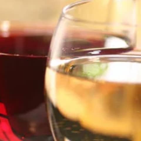 Episode 126-Weird And Unusual Uses For Wine