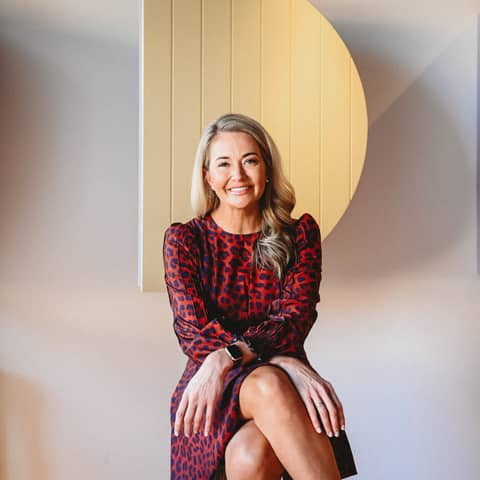 Danica Bunch - Mastering PR and Personal Branding: Essential Strategies for Midlife Women