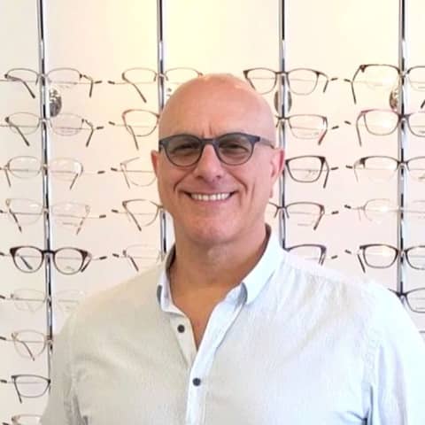THE OPPORTUNITY - An Independent Contracted Optician