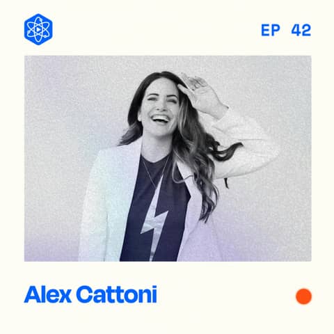#42: Alex Cattoni – From behind-the-scenes copywriter to front-of-camera YouTuber #42: Alex Cattoni – From behind-the-scenes copywriter to front-of-camera YouTuber
