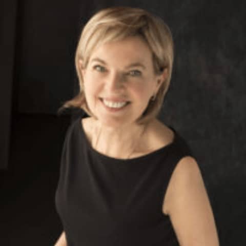 239 | Elke Babicki - The Amazing Author of Book ”Identity: From Holocaust to Home”