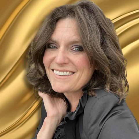 948 | Tammy Vallieres on Transforming Education & Raising Resilient Leaders