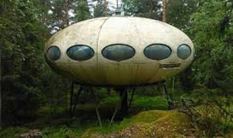 The Rise and Fall of the Futuro Home