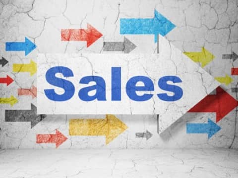 Sales Transformation Expert Nikki Rausch Reveals The 5-Step Playbook to Skyrocket Sales Without Selling Your Soul Sales Transformation Expert Nikki Rausch Reveals The 5-Step Playbook to Skyrocket Sales Without Selling Your Soul