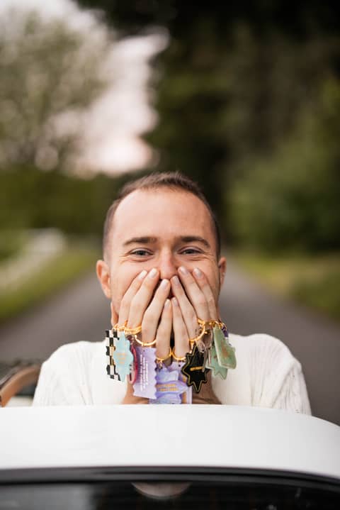 EP 180: HAVE A SASSY, SNARKY HOLIDAY WITH ANDREW FEGLER