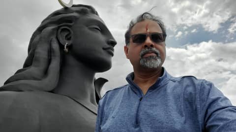 Deepesh Saxena’s Path to Entrepreneurship