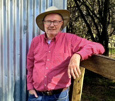 RED DUST TAPES RED DUST TAPES