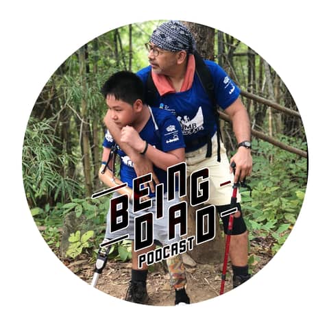 2 Walter Lee’s son Zy has only one arm, no legs